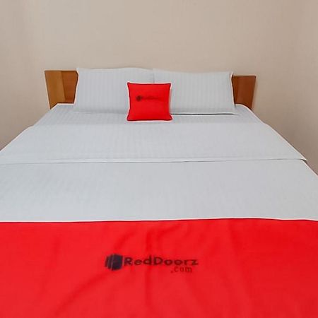 Reddoorz Syariah Near Tugu Lampu Gentur Cianjur Hotel Exterior foto