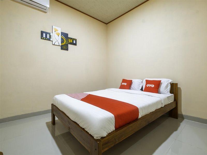 Reddoorz Syariah Near Tugu Lampu Gentur Cianjur Hotel Exterior foto