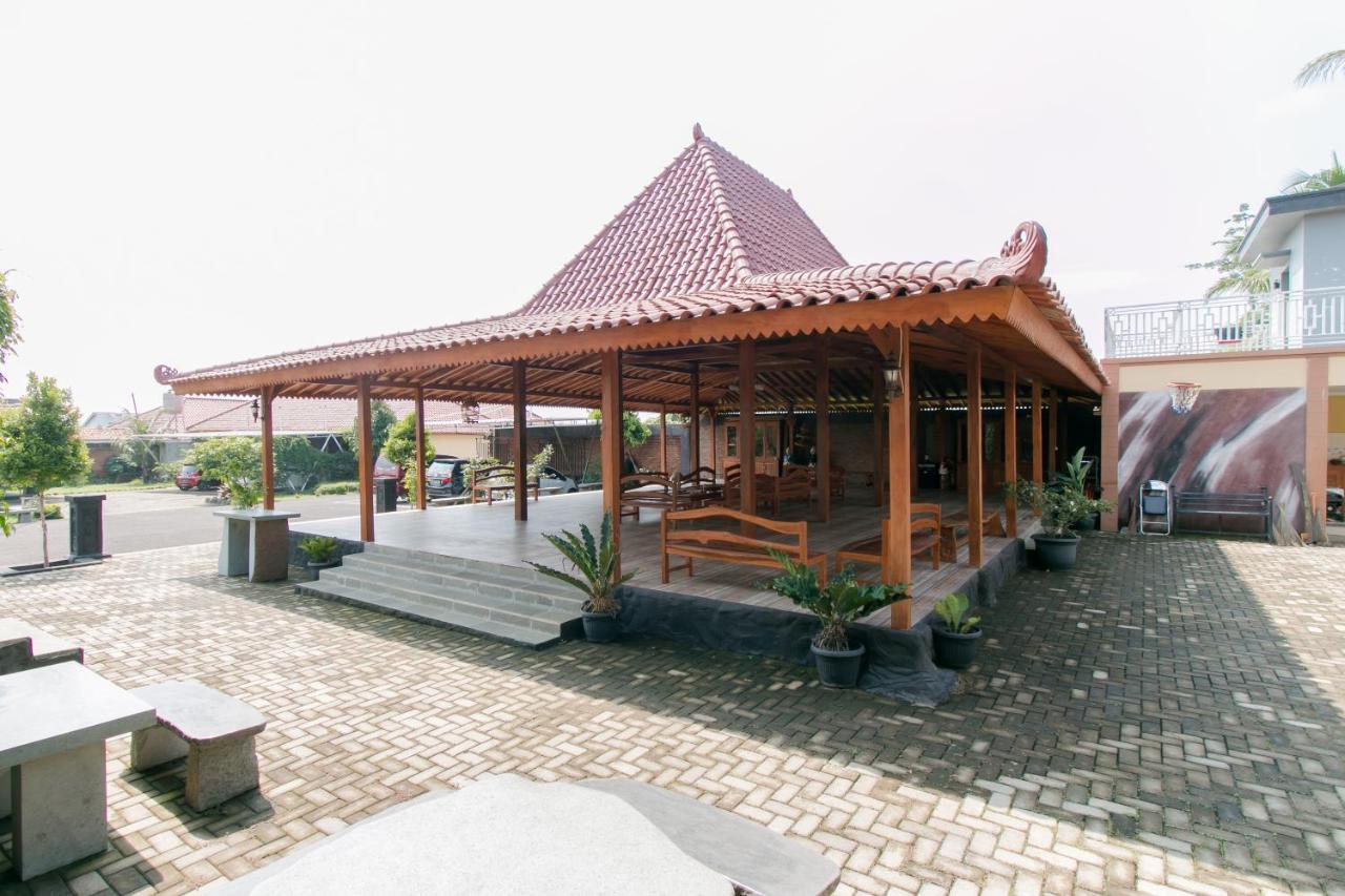Reddoorz Syariah Near Tugu Lampu Gentur Cianjur Hotel Exterior foto