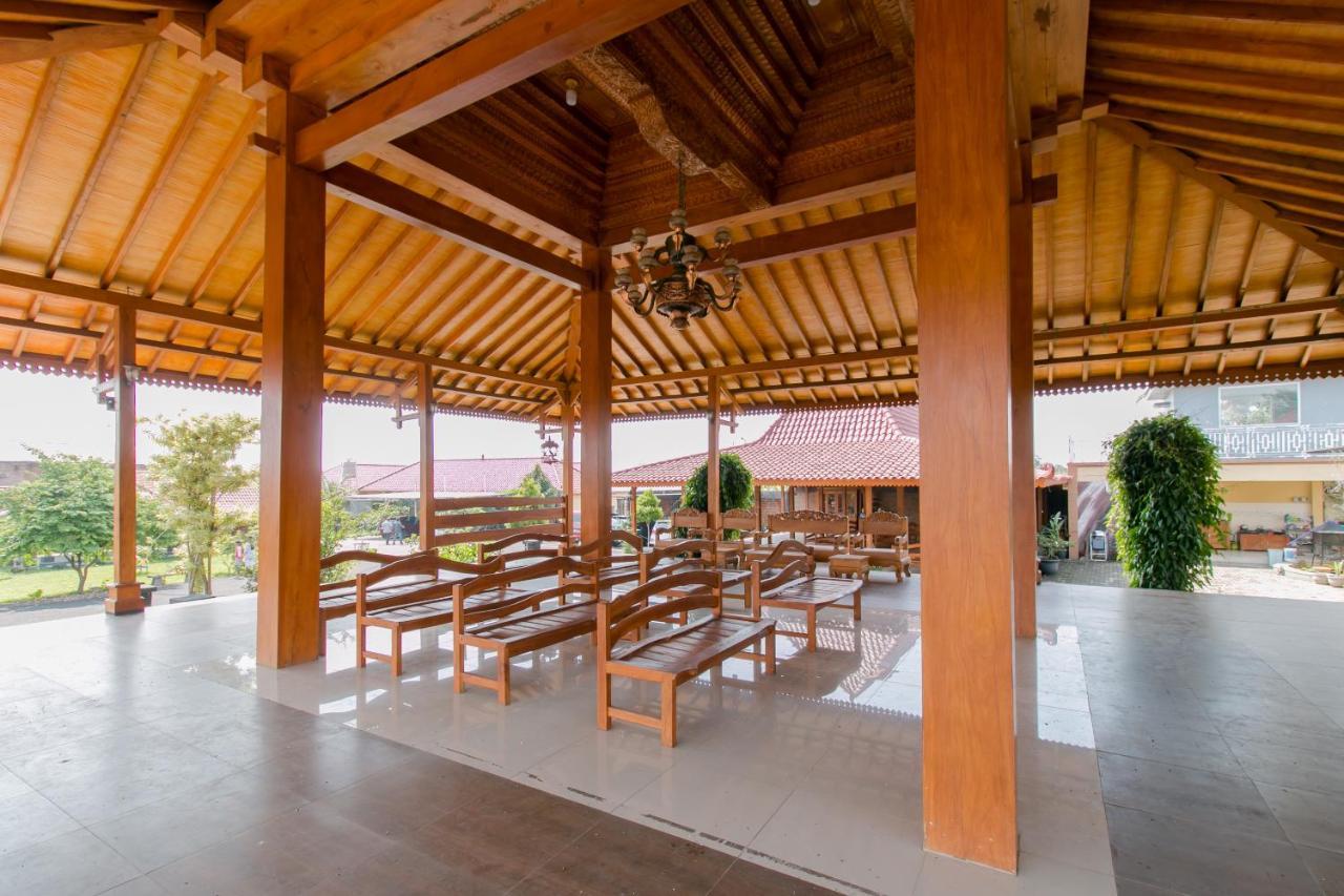 Reddoorz Syariah Near Tugu Lampu Gentur Cianjur Hotel Exterior foto